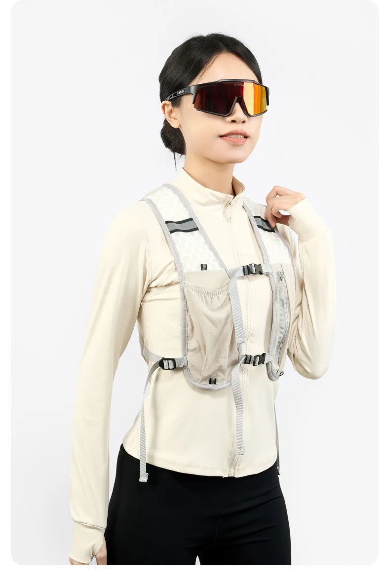 Lightweight storage vest